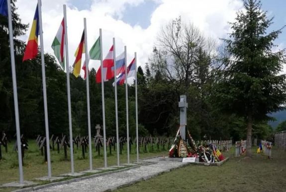 Úzvölgyi katonatemető: halogatja a bákói prefektus a Dormánfalva ellen kilátásba helyezett pert