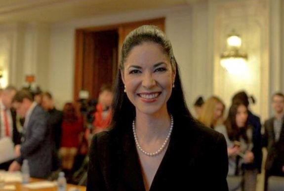 Aláírta Johannis államfő Ana Birchall ügyvivő miniszterelnök-helyettesi kinevezését