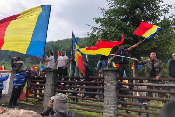 Úzvölgyi incidensek - Szijjártó: a magyarellenes erőszak valódi felelőseit kell megbüntetni