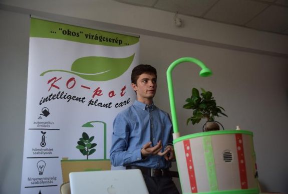 Okos virágcserepet teszteltünk – berobbant a köztudatba a legújabb kolozsvári találmány