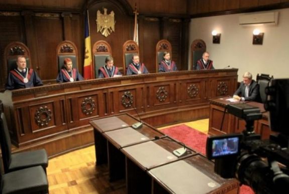 Testületileg lemondott a moldovai alkotmánybíróság