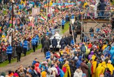 Így érkezett meg Ferenc pápa Csíksomlyóra (FOTÓGALÉRIA)