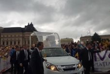 Ferenc pápa több száz beteget áldott meg Iaşi-ban