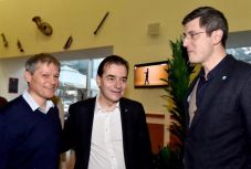 „Hülyék”, „eszementek” – egymásnak estek a legyőzöttnek hitt PSD ellenfelei