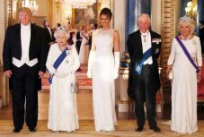 Ezt mondta a brit uralkodó a Donald Trump tiszteletére adott banketten