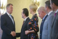 FRISSÍTVE – Alkotmánymódosító népszavazást szeretne a referendum után Johannis és a PNL is