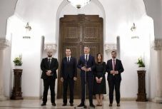 USR: a közélet megtisztítása a büntetett előéletűektől is szerepeljen az alkotmánymódosításban