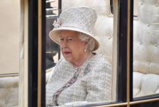 Megünnepelték II. Erzsébet királynő „hivatalos