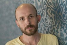 Schwechtje Mihály filmrendező az online zaklatásról: a „jó családokban” is előfordulhat