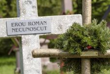 Az RMDSZ ellenzi, hogy az úzvölgyi katonatemetőt átvegye a védelmi minisztérium