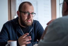 „Nem sprint, hanem maraton volt” – az EP-kampány kulisszatitkairól kérdeztük Porcsalmi Bálintot