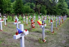 FRISSÍTVE – Úzvölgyi katonatemető: a magyar kormány elvárja az eredeti állapot helyreállítását