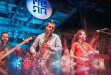 Méra World Music: Erdély világzenei csűrfesztiválja újabb csűrdöngölést ígér