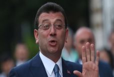 Imamoglu: Isztambul nem kezelte jól a menekültügyet