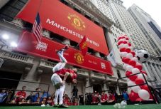 Bevásárolná magát a Manchester United-be? Megteheti