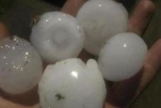 Bihar megye: golflabda méretű jég potyogott az égből