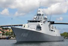 Óvás miatt leállították a hadiflotta bővítését