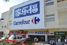 A Carrefour is búcsút int Kínától 
