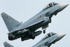 Lezuhant két harci repülőgép Németországban