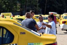 Rendelettel szabályozta a kormány az internetes fuvarmegosztók működését