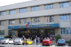 Őrizetbe vették egy bukaresti egyetem vizsgabizottsági elnökét