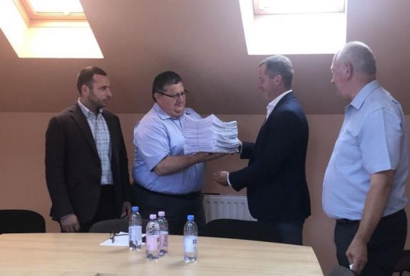 Közel másfél ezer aláírás gyűlt össze eddig a „Stop Tănasă!” petíció során