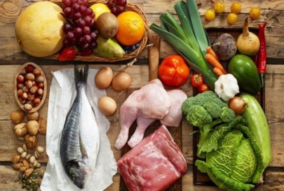 Szívbetegséget okozhat a paleoétrend