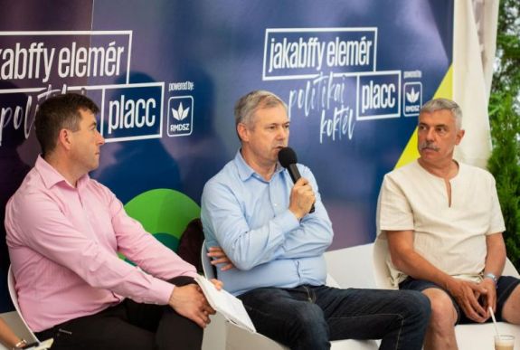 Székelyföld fejlesztéséről beszélgetett a három székely megye vezetője Tusványoson