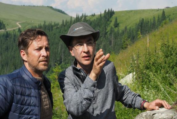 Leforgatták Krasznahorkai Balázs erdélyi családi drámáját a Radnai-havasokban