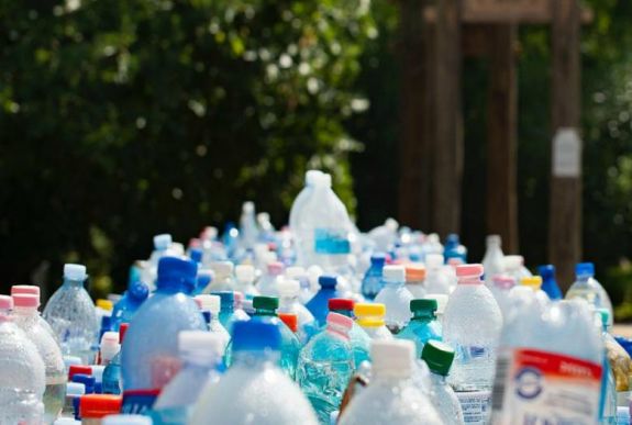 Rómában műanyaghulladékkal is lehet fizetni a metrójegyért