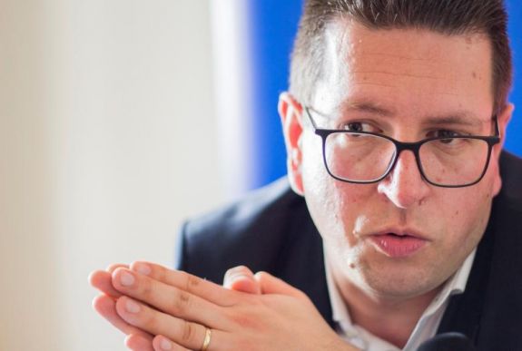 Vincze Loránt: célunk a pénzalapok megtartása, a pályázási bürokrácia csökkentése