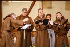 „Aki énekel, kétszeresen imádkozik” – elkezdődött a Csíkszeredai Régizene Fesztivál