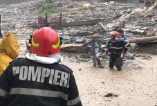 Emberek is megsérültek a több megyében pusztító viharban