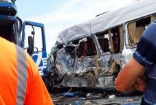 FRISSÍTVE - Hat jármű ütközött, vörös készültség lépett érvénybe