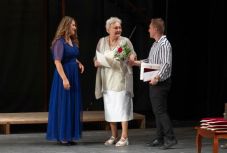 Egy emberöltő a nézőtéren: Plainer Valéria 57 éve a nagyváradi színház bérletese