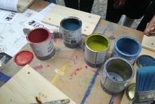 Kolozsvári bútorfestő műhelyfoglalkozáson tettük próbára kreativitásunkat