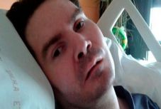 Elhunyt a 11 éve vegetatív állapotban lévő francia férfi