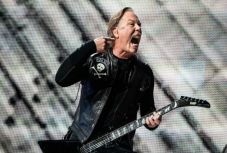 Ábécéskönyvet ad ki a Metallica
