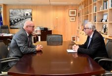 „Tárca nélküli” EU-biztos lesz október végéig Ioan Mircea Pașcu