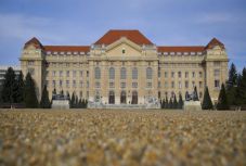 Kihelyezett mérnökképzést indít a Debreceni Egyetem Erdélyben