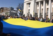 Hatályba lépett a sokat vitatott ukrán nyelvtörvény