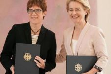 A CDU elnöke lett Ursula von der Leyen utódja