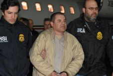 Életfogytig tartó börtönre ítélték a hírhedt drogbárót, El Chapót