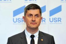 FRISSÍTVE - Megegyeztek: Dan Barna az USR-PLUS választási szövetség államfőjelöltje