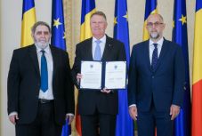 FRISSÍTVE – Az RMDSZ elnöke ismét javasolta Klaus Johannisnak a többség-kisebbség paktumot