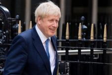 Juncker Johnsonnak: nem tárgyalható újra a brit kiválási szerződés