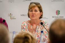 Szili Katalin Tusványoson: el kell érni, hogy az Európai Unió is foglalkozzon az őshonos kisebbségekkel