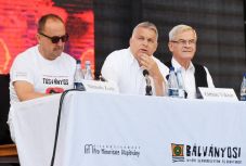 Orbán Viktor a jubileumi Tusványoson: igent mondunk a demokráciára, nemet a liberalizmusra (percről percre)