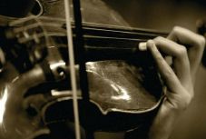 Klasszikust és kortársat ötvöz a Csíki Kamarazenekar városnapi nyitóhangversenye