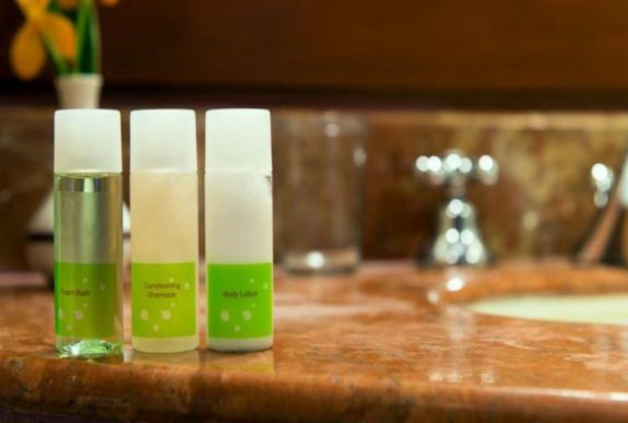 Száműzi a minisamponokat az egyik legnagyobb szállodalánc